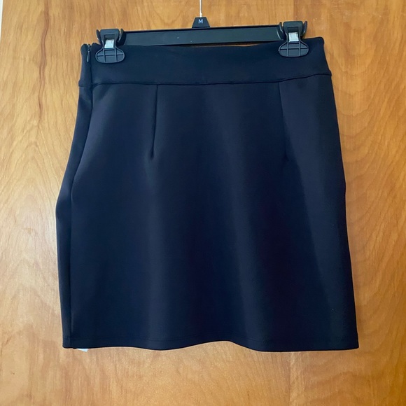 Zara pencil skirt, in great condition - Picture 3 of 5